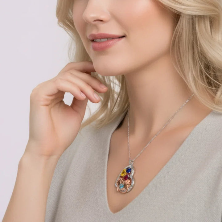 Personalised Heart-Shaped Mom Necklace with Birthstones and Engraved Names